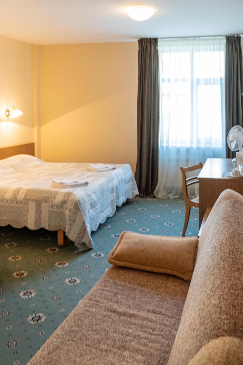 Annabella Hotel Riga Eksteriør billede